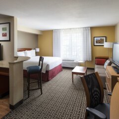 Отель TownePlace Suites Milpitas Silicon Valley удобства в номере