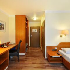 Отель Bellevue Hotel Германия, Дюссельдорф - отзывы, цены и фото номеров - забронировать отель Bellevue Hotel онлайн комната для гостей фото 3