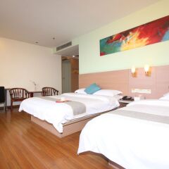 Guangzhou Yi An Business Hotel сейф в номере