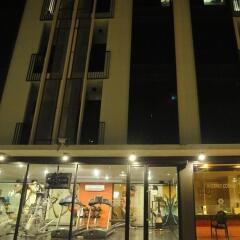 Отель Marigold Ramkhamhaeng Boutique Apartment Таиланд, Бангкок - отзывы, цены и фото номеров - забронировать отель Marigold Ramkhamhaeng Boutique Apartment онлайн вид на фасад