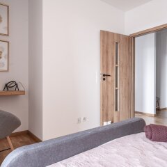Отель RentPlanet - Apartament widokowy Atal Польша, Вроцлав - отзывы, цены и фото номеров - забронировать отель RentPlanet - Apartament widokowy Atal онлайн комната для гостей
