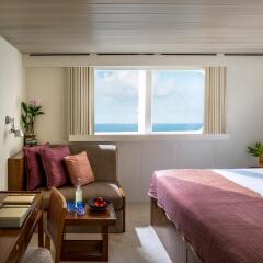 Отель Four Seasons Resort Maldives at Kuda Huraa комната для гостей фото 3