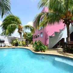 Quint's Travelers Inn in Willemstad, Curacao from 109$, photos, reviews - zenhotels.com pool