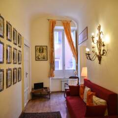 Апартаменты Stylish apartment in central Rome комната для гостей