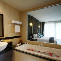 Отель Centara Anda Dhevi Resort and Spa ванная фото 2