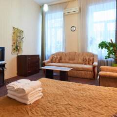 Гостиница Home-Hotel, ул. Ярославская, 15-23 Украина, Киев - отзывы, цены и фото номеров - забронировать гостиницу Home-Hotel, ул. Ярославская, 15-23 онлайн комната для гостей