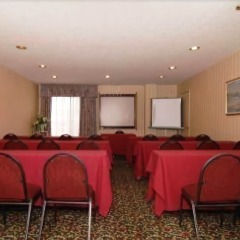 Отель Ramada by Wyndham Chatsworth США, Лос-Анджелес - отзывы, цены и фото номеров - забронировать отель Ramada by Wyndham Chatsworth онлайн помещение для мероприятий
