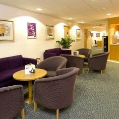 Отель Premier Inn Manchester Central интерьер отеля