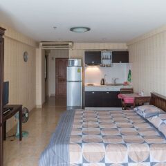 Отель Jomtien Beach Condominium Паттайя комната для гостей фото 2