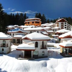 Отель Chalets at Pamporovo Village Болгария, Пампорово - отзывы, цены и фото номеров - забронировать отель Chalets at Pamporovo Village онлайн спортивное сооружение