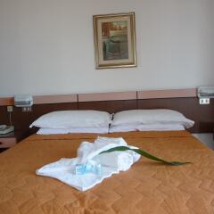 Hotel Suprem Римини в номере