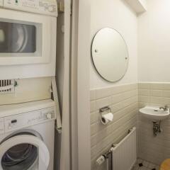 Отель Rijksmuseum Apartment Нидерланды, Амстердам - отзывы, цены и фото номеров - забронировать отель Rijksmuseum Apartment онлайн ванная фото 2