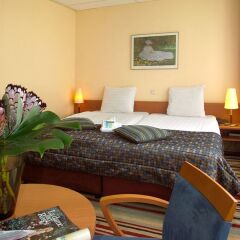 Отель XO Hotels City Centre 3* Улучшенный номер с различными типами кроватей