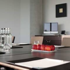 DoubleTree by Hilton Hotel Amsterdam Centraal Station фото 7