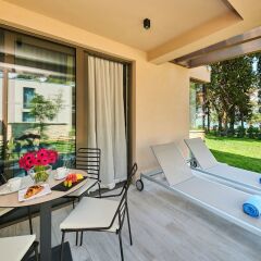 Отель Garden Suites Umag Plava Laguna Хорватия, Умаг - отзывы, цены и фото номеров - забронировать отель Garden Suites Umag Plava Laguna онлайн балкон