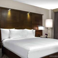 Отель Hilton Times Square США, Нью-Йорк - отзывы, цены и фото номеров - забронировать отель Hilton Times Square онлайн комната для гостей фото 2