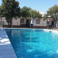 Отель Hostal las Parcelas Испания, Кониль-де-ла-Фронтера - отзывы, цены и фото номеров - забронировать отель Hostal las Parcelas онлайн бассейн фото 3