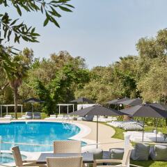 Отель Mr & Mrs White Corfu Греция, Корфу - отзывы, цены и фото номеров - забронировать отель Mr & Mrs White Corfu онлайн бассейн фото 2