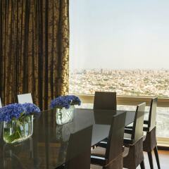 Отель Four Points by Sheraton Kuwait гостиничный бар