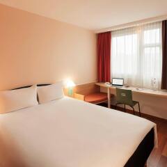 Отель ibis Nürnberg City am Plärrer Германия, Нюрнберг - отзывы, цены и фото номеров - забронировать отель ibis Nürnberg City am Plärrer онлайн комната для гостей фото 2