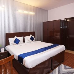 OYO 9534 Hotel Heights in New Delhi, India from 33$, photos, reviews - zenhotels.com guestroom