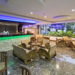 Отель Grand Puri Saron Yogyakarta развлечения