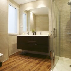 Отель The Zu Suite Apartment Испания, Сан-Себастьян - отзывы, цены и фото номеров - забронировать отель The Zu Suite Apartment онлайн ванная