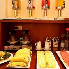 Отель Hanoi Culture Hostel Вьетнам, Ханой - 1 отзыв об отеле, цены и фото номеров - забронировать отель Hanoi Culture Hostel онлайн питание фото 2