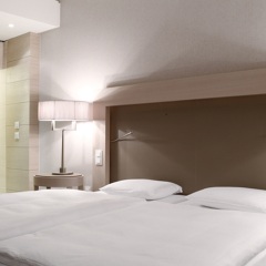 Отель QF Hotel Dresden Германия, Дрезден - отзывы, цены и фото номеров - забронировать отель QF Hotel Dresden онлайн сейф в номере