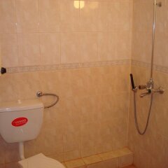 Lazur Hotel Равда ванная
