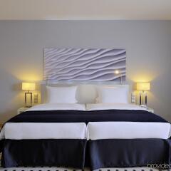 Radisson Blu Scandinavia Hotel, Düsseldorf комната для гостей фото 5