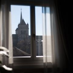 Отель Hôtel de La Cigogne Швейцария, Женева - отзывы, цены и фото номеров - забронировать отель Hôtel de La Cigogne онлайн балкон