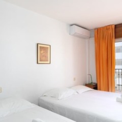 Отель - 2 Bedrooms with Pool and WiFi - 107867 Испания, Фуэнхирола - отзывы, цены и фото номеров - забронировать отель - 2 Bedrooms with Pool and WiFi - 107867 онлайн фото 8