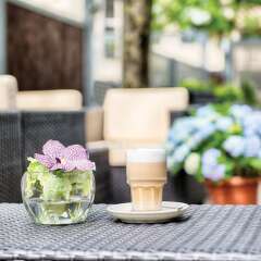 Отель Leonardo Hotel & Residenz München Германия, Мюнхен - 11 отзывов об отеле, цены и фото номеров - забронировать отель Leonardo Hotel & Residenz München онлайн