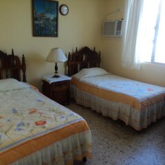 Отель Suites San Luis Масатлан сейф в номере