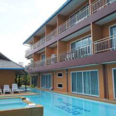 Отель Lanta Fevrier Resort с домашними животными