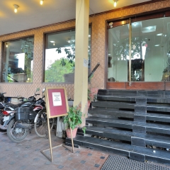 Отель The Sagar Residency парковка