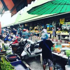 Grandpa's Hostel Bangkok Бангкок спортивное сооружение