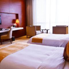 Отель Phoenix Hotspring Resort комната для гостей фото 5
