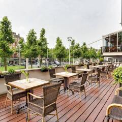 Отель NH Amsterdam Caransa питание