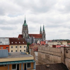 Отель A&O München Hauptbahnhof балкон