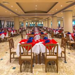 Отель Hawaii Riviera Club Aqua Park Resort - Families and Couples only питание
