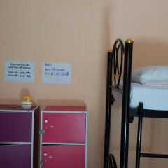 Good Luck Lanta Hostel Ланта сейф в номере