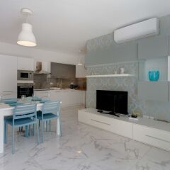 Отель Luxury 2 Bedroom Apartment by the Sea Мальта, Каура - отзывы, цены и фото номеров - забронировать отель Luxury 2 Bedroom Apartment by the Sea онлайн комната для гостей фото 4