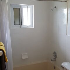 The Tranquil C's in Nassau, Bahamas from 142$, photos, reviews - zenhotels.com bathroom photo 2
