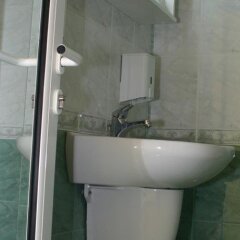 Family Hotel Studio Сандански ванная