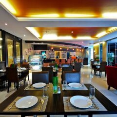 Отель Admiral Premier Sukhumvit 23 By Compass Hospitality Бангкок питание
