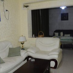 Отель Jasmine leaves furnished apartments Иордания, Амман - отзывы, цены и фото номеров - забронировать отель Jasmine leaves furnished apartments онлайн комната для гостей фото 5