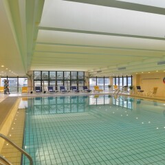 Hotel Equatorial Shanghai бассейн фото 3