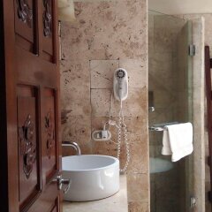 Hotel Aurora in Antigua Guatemala, Guatemala from 89$, photos, reviews - zenhotels.com bathroom